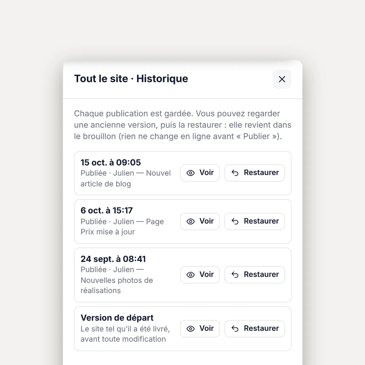 Historique de l’éditeur Web World : chaque publication datée, avec Voir et Restaurer